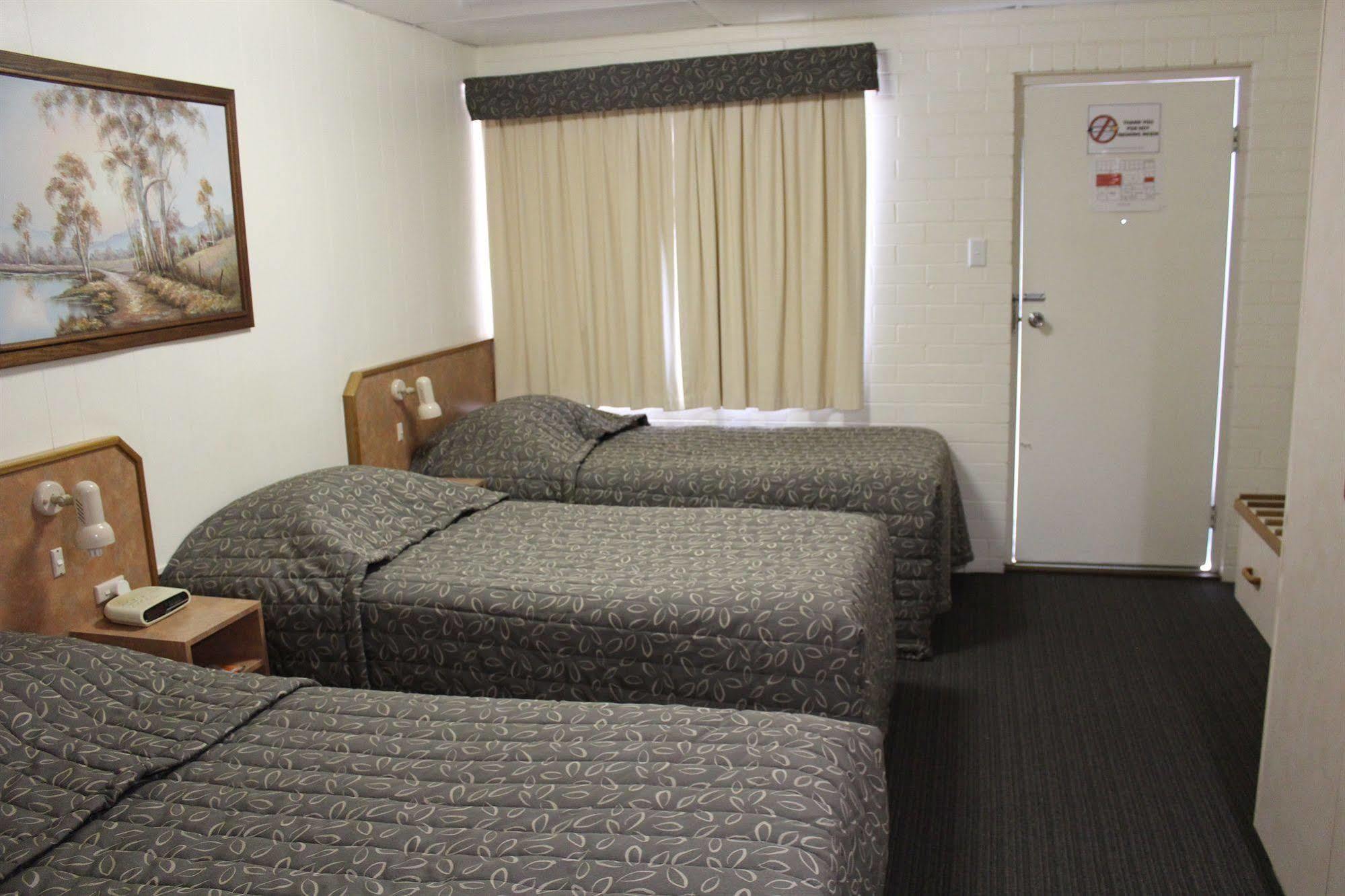 Peppercorn Motel Clermont Exteriör bild